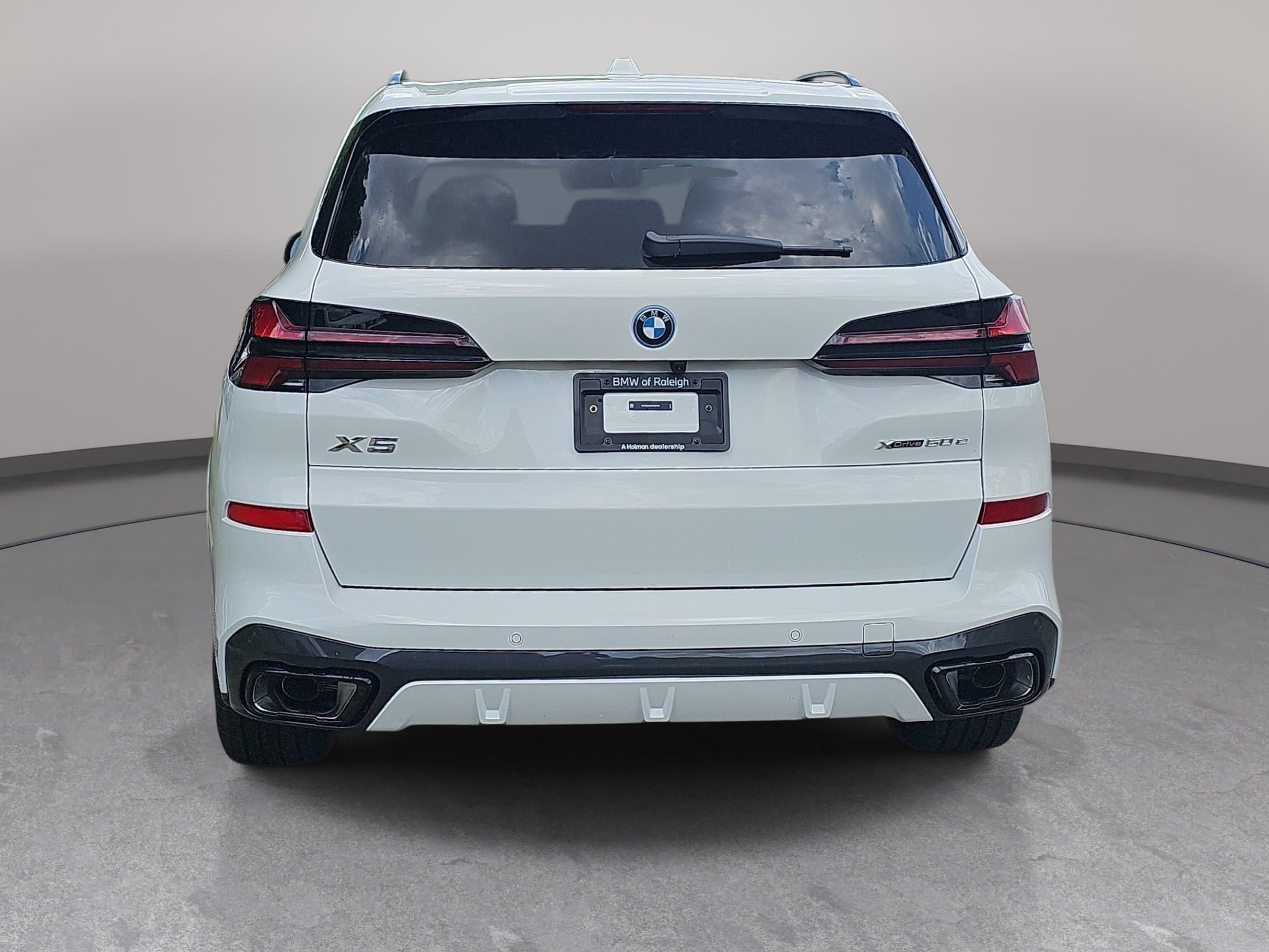 New 2026 BMW X5 xDrive50e w/ Executive Package AWD/4WD image 6