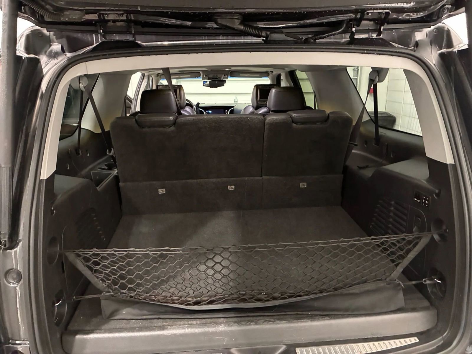 Used 2015 Cadillac Escalade ESV Luxury AWD/4WD image 21