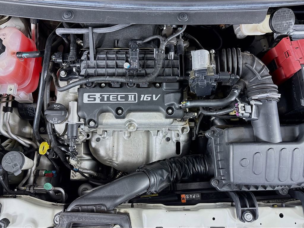 Used 2015 Chevrolet Spark LT image 27