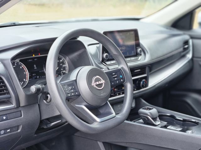 Certified 2024 Nissan Rogue SV FWD image 12