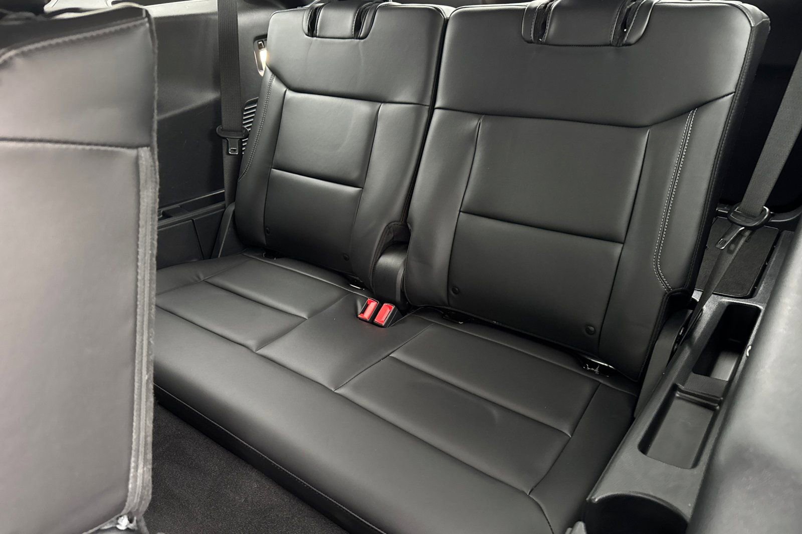 Certified 2023 Ford Explorer XLT w/ Equipment Group 202A image 17