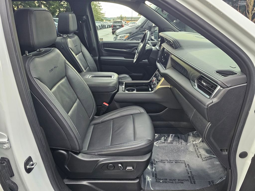 Used 2022 GMC Yukon XL Denali w/ Max Trailering Package image 47