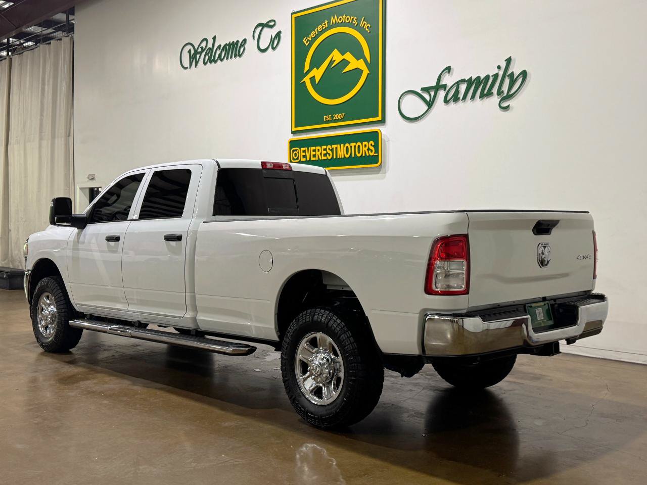 Used 2023 RAM 2500 Tradesman AWD/4WD image 6