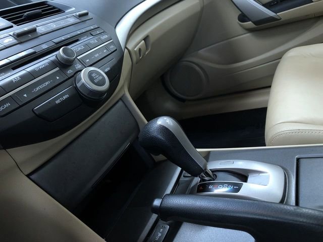 Used 2010 Honda Accord EX-L image 27
