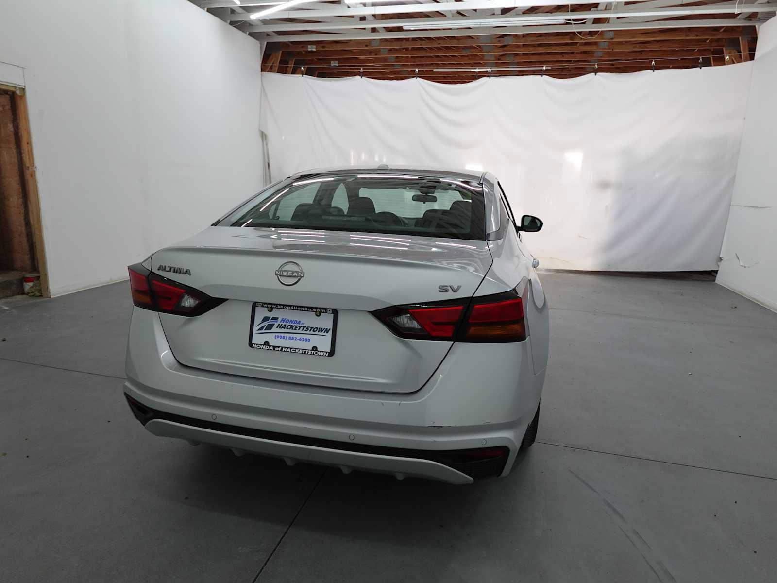 Used 2024 Nissan Altima 2.5 SV image 5