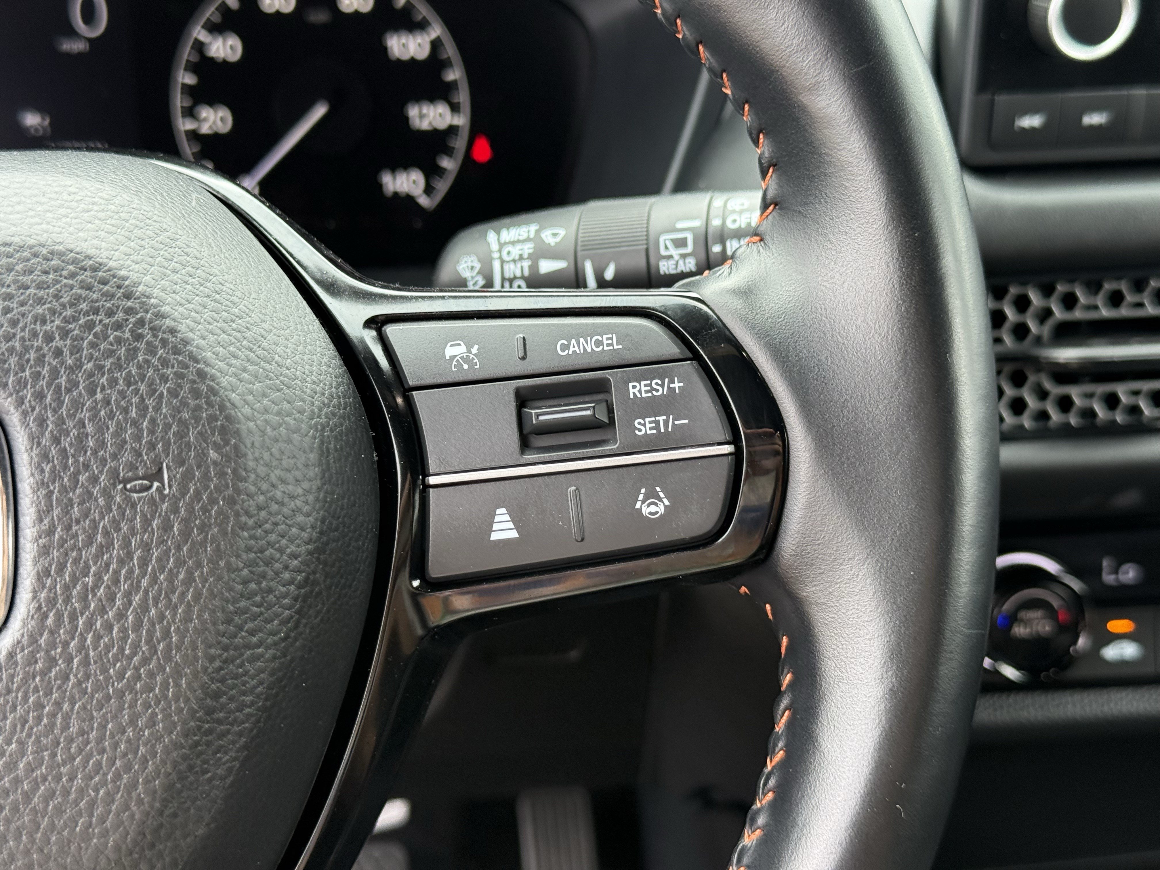 Used 2025 Honda HR-V Sport image 17