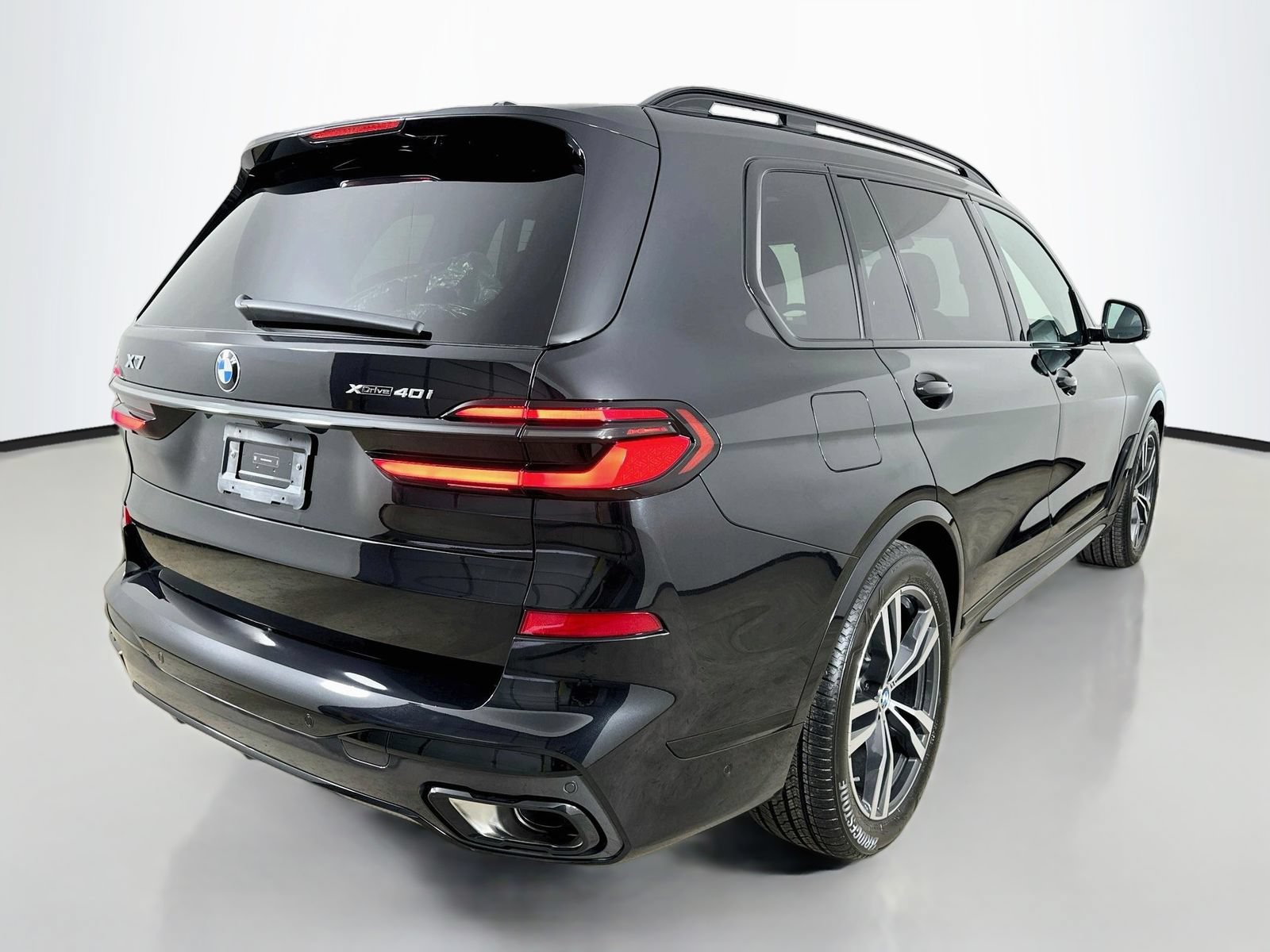 New 2027 BMW X7 xDrive40i w/ M Sport Package AWD/4WD image 5