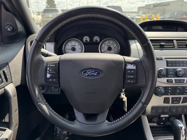 Used 2011 Ford Focus SEL FWD image 25