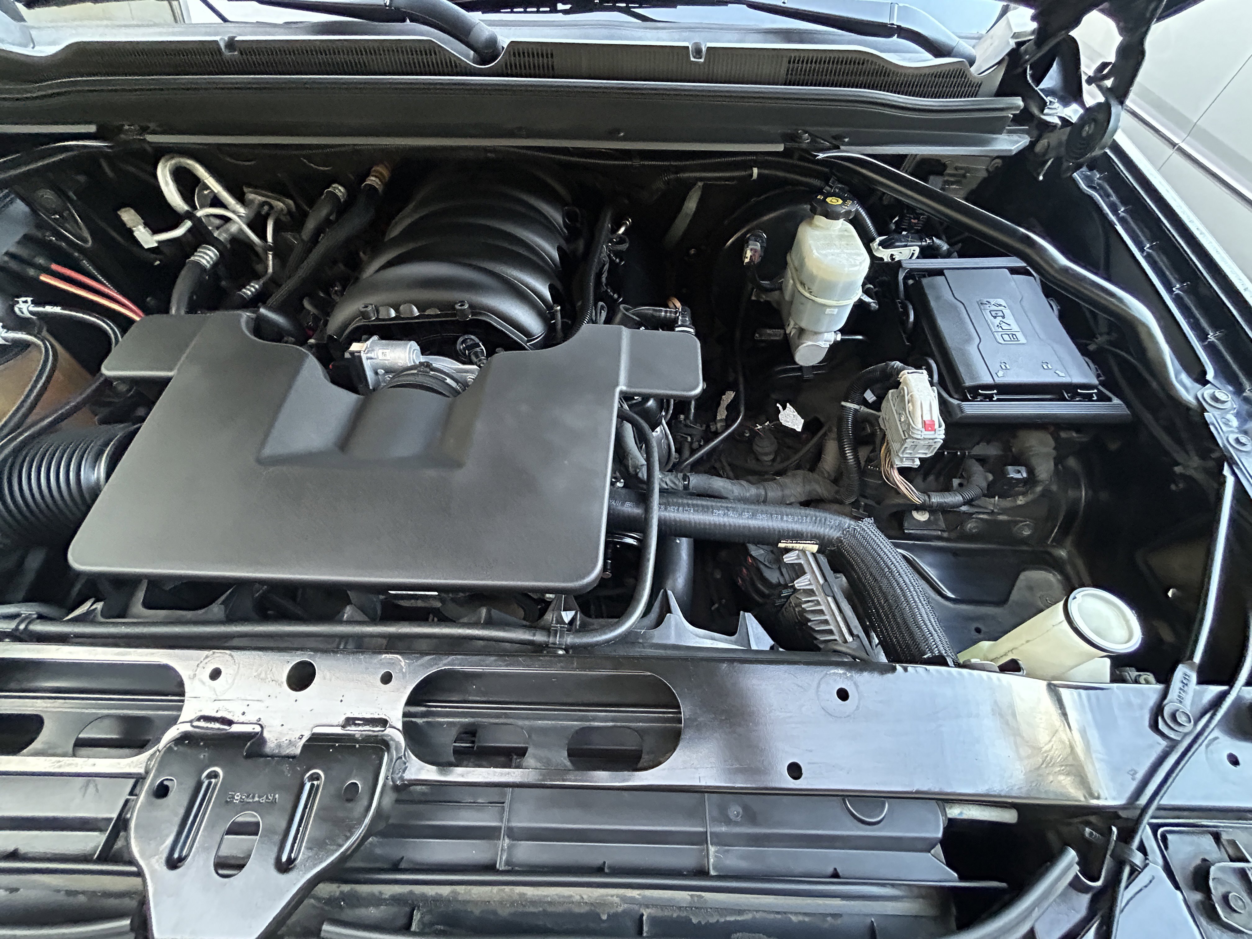 Used 2019 Chevrolet Suburban Premier image 14