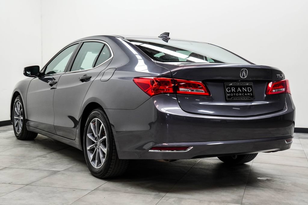 Used 2018 Acura TLX FWD image 11