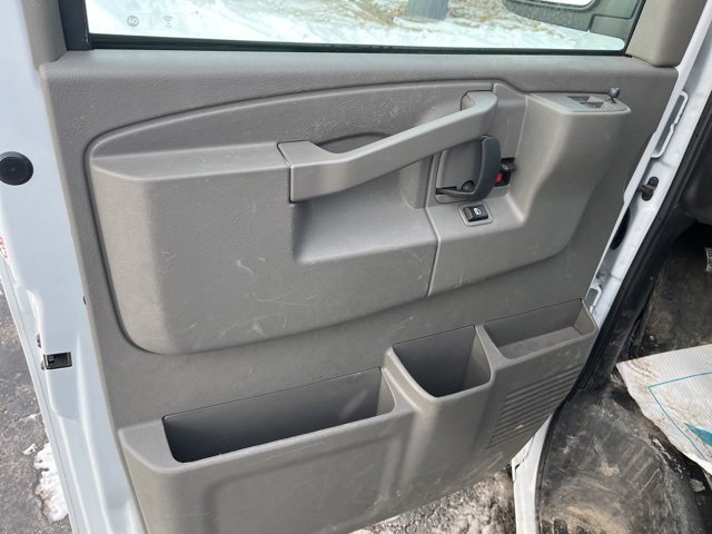 Used 2023 Chevrolet Express 3500 LT w/ LT Preferred Equipment Group image 13