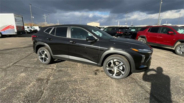 New 2026 Chevrolet Trax RS image 3