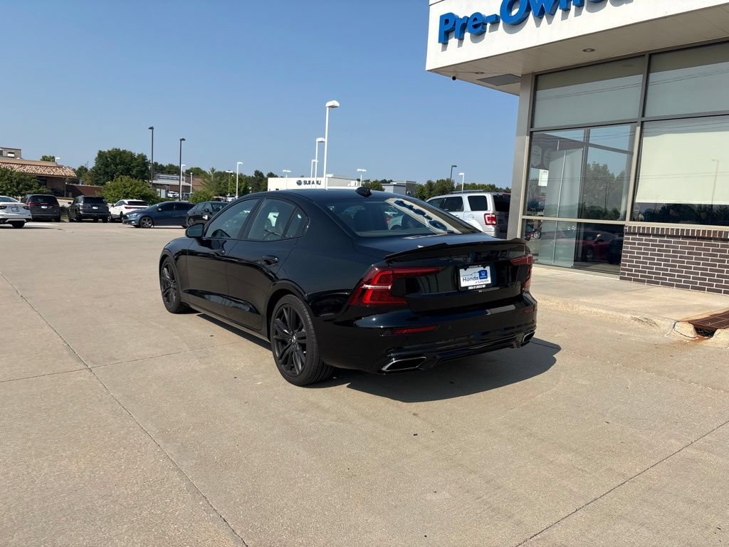 Used 2019 Volvo S60 T6 R-Design AWD/4WD image 7