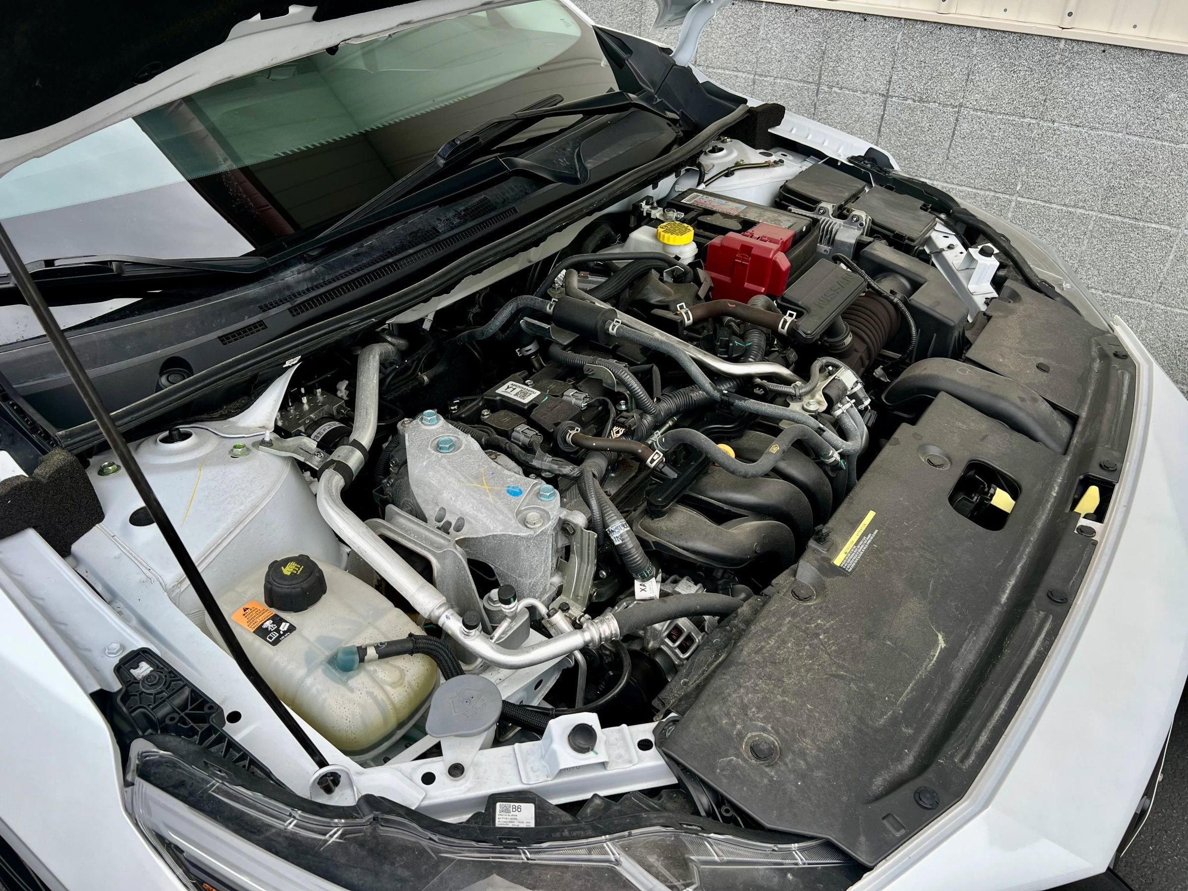 Used 2023 Nissan Sentra SR w/ SR Premium Package image 10