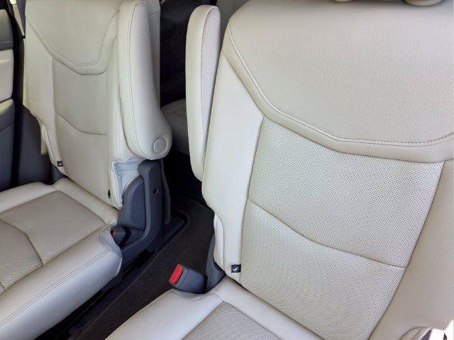 Used 2022 Cadillac XT6 Premium Luxury FWD image 17