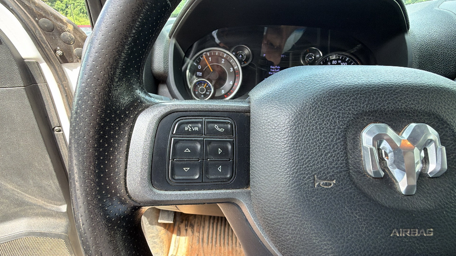 Used 2022 RAM 3500 Tradesman w/ Chrome Appearance Group AWD/4WD image 27
