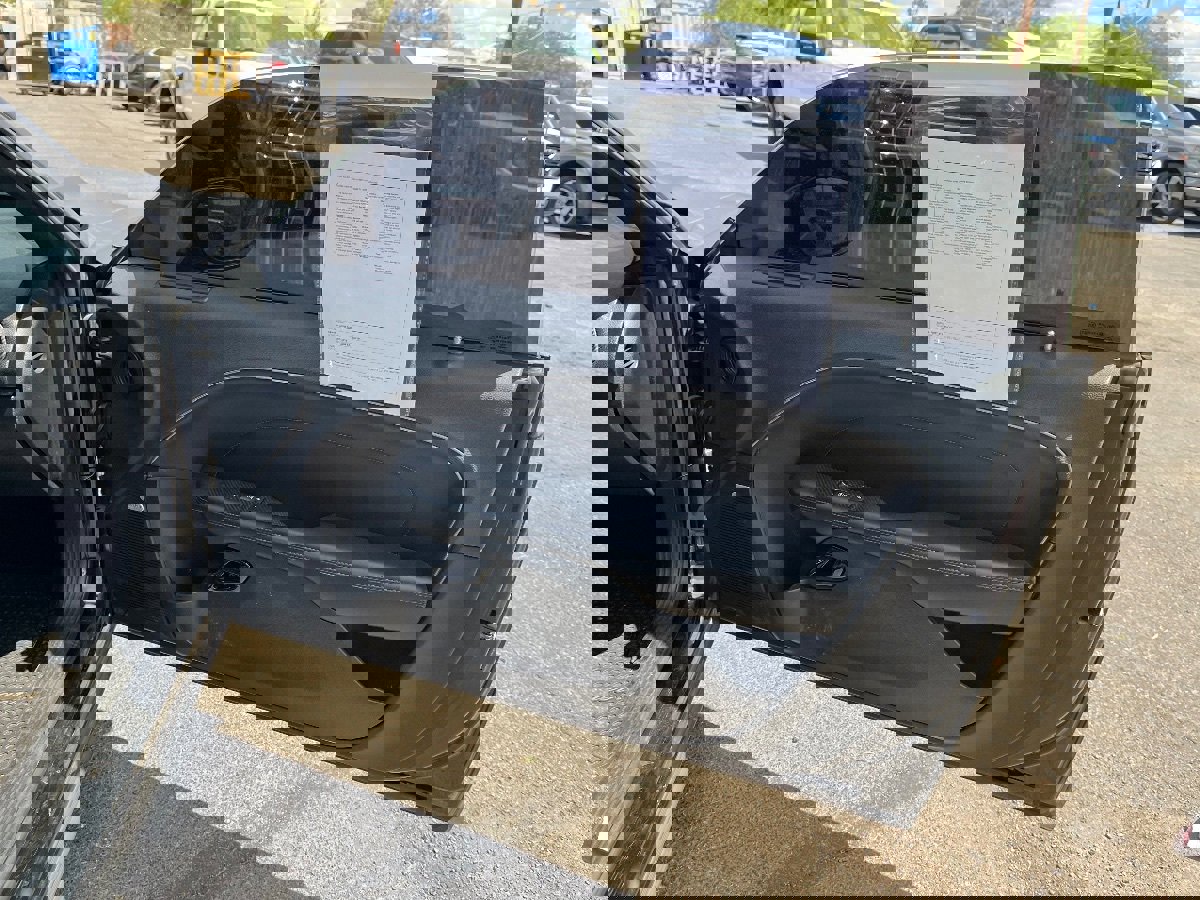 Used 2016 Dodge Challenger SXT Plus RWD image 16