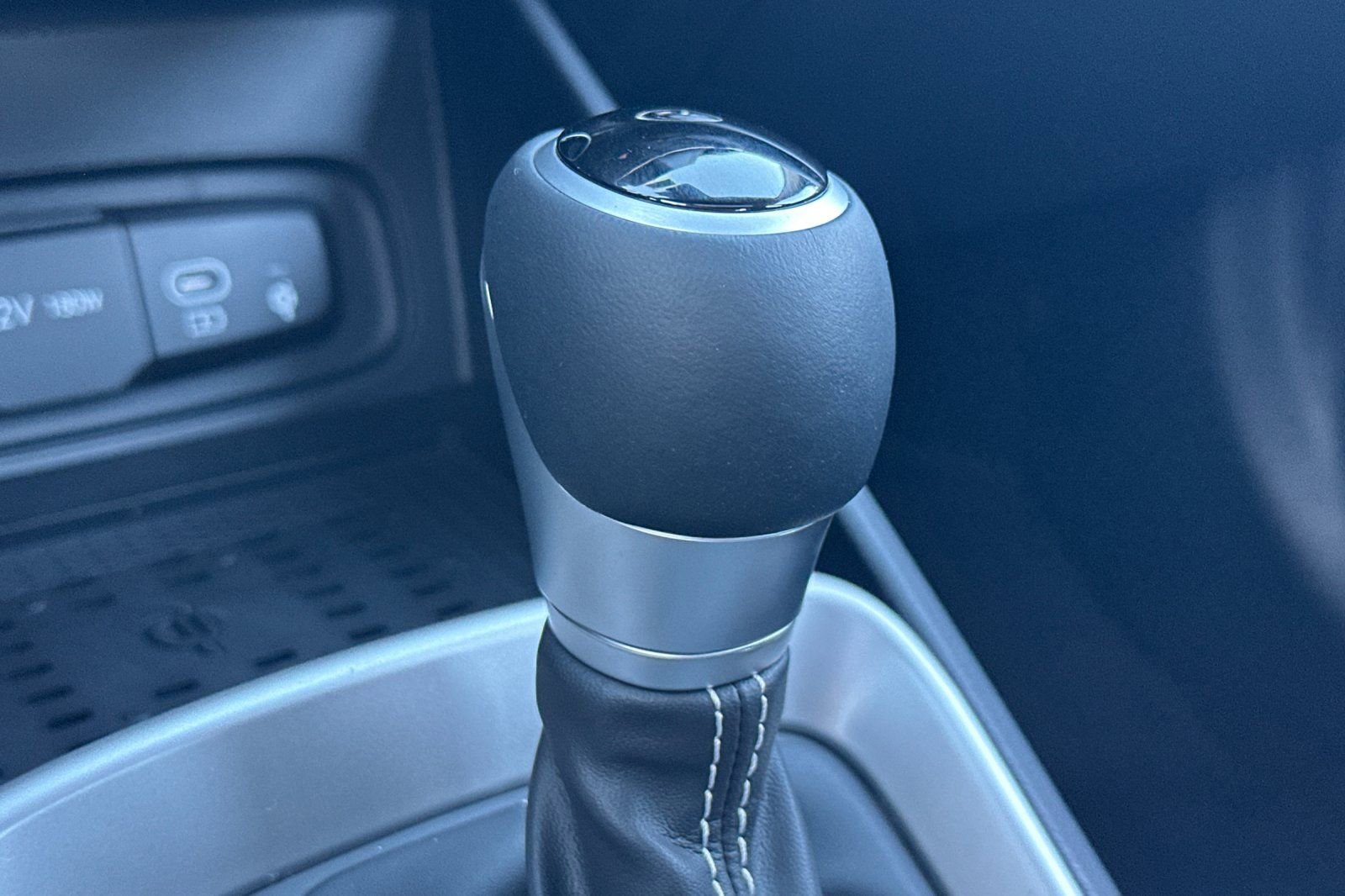 Used 2026 Hyundai Venue SEL image 24