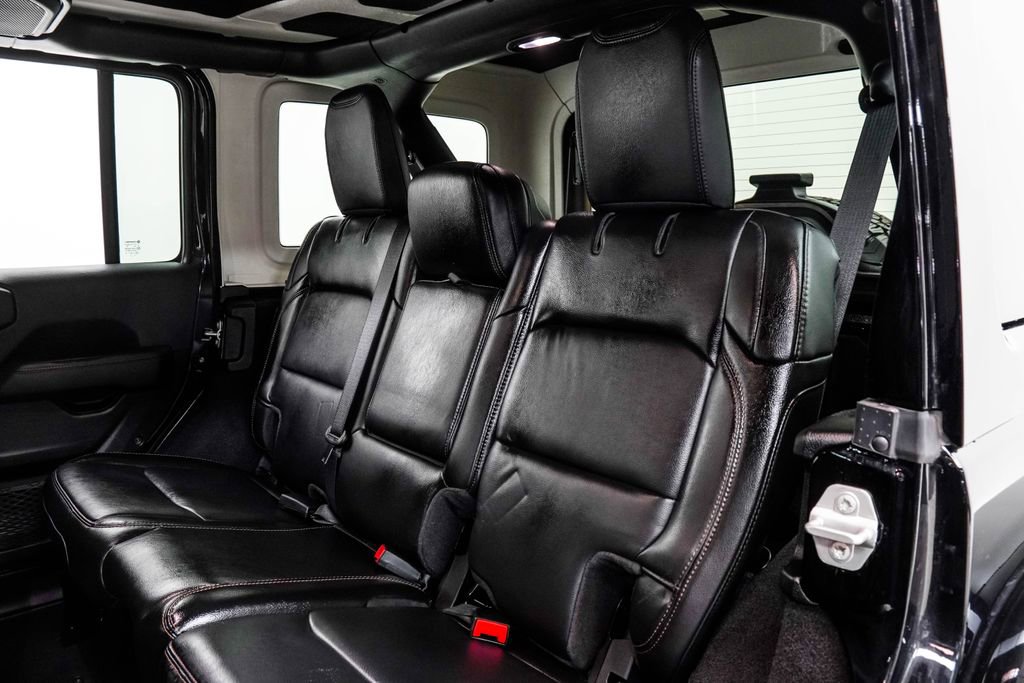 Used 2023 Jeep Wrangler Unlimited Rubicon 392 w/ Dual Top Group AWD/4WD image 17