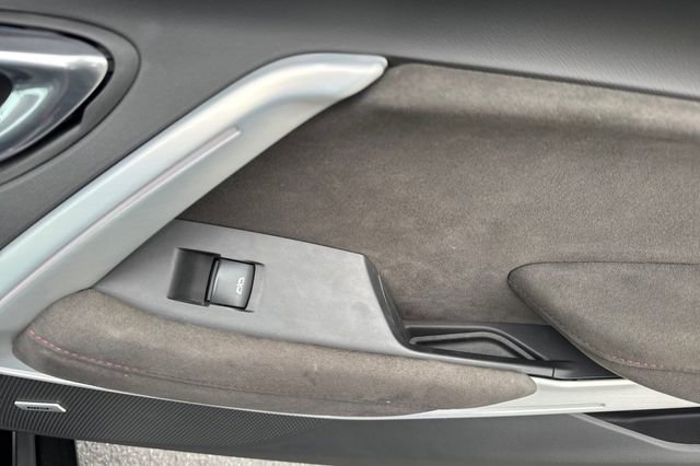 Used 2018 Chevrolet Camaro ZL1 image 18