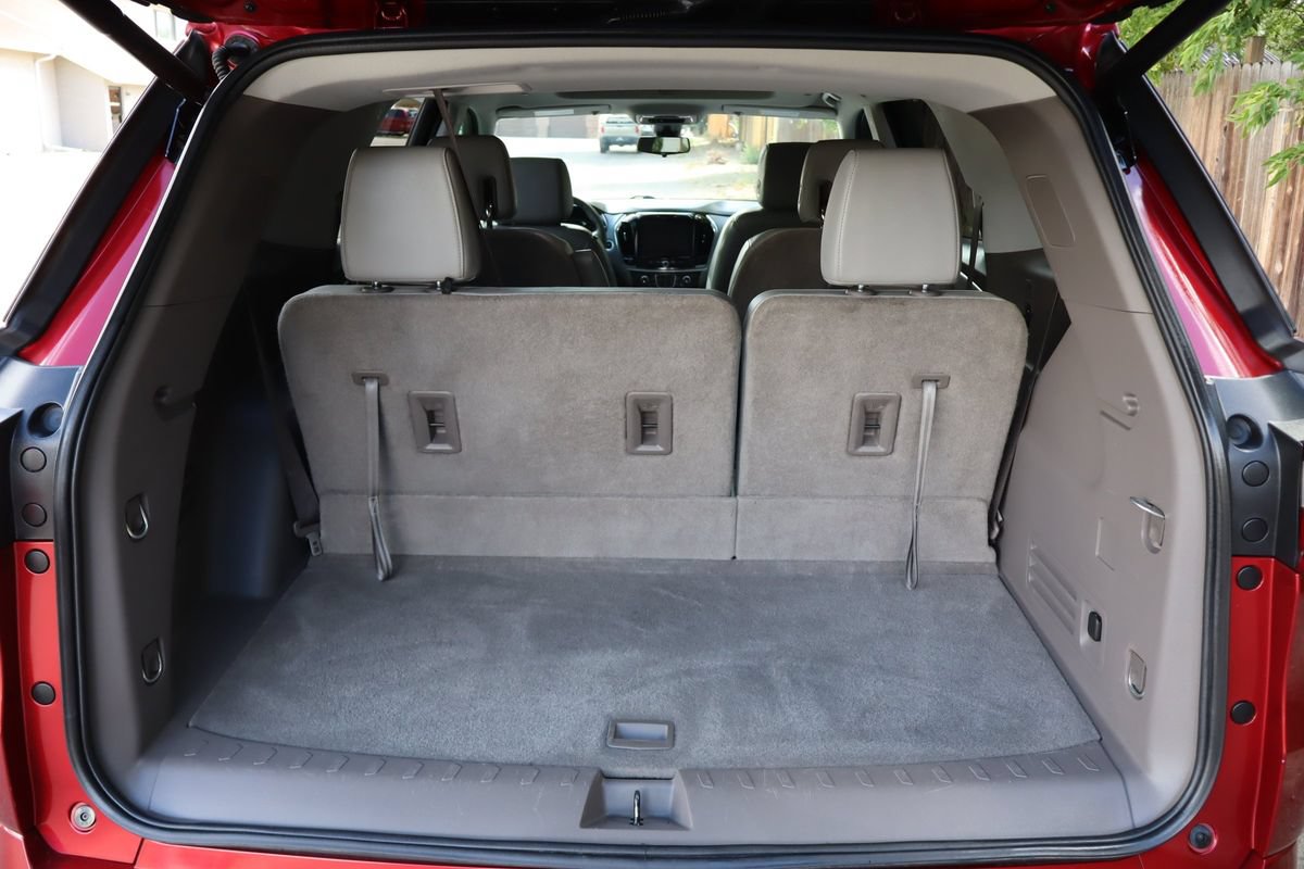 Used 2018 Chevrolet Traverse Premier AWD/4WD image 14