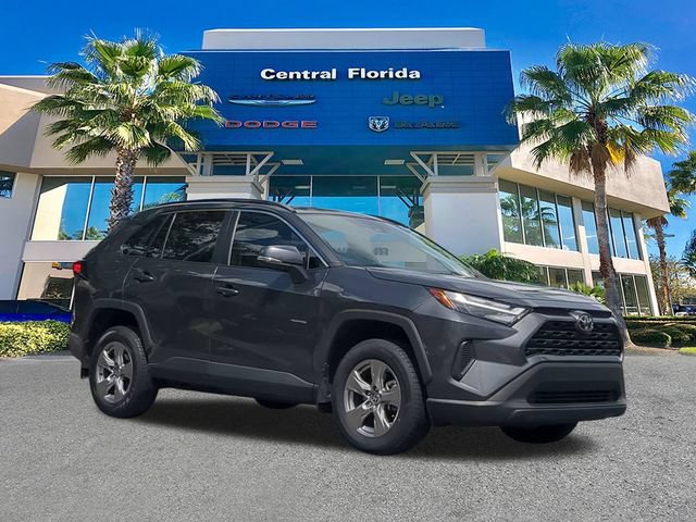Used 2024 Toyota RAV4 XLE w/ Convenience Package FWD image 2