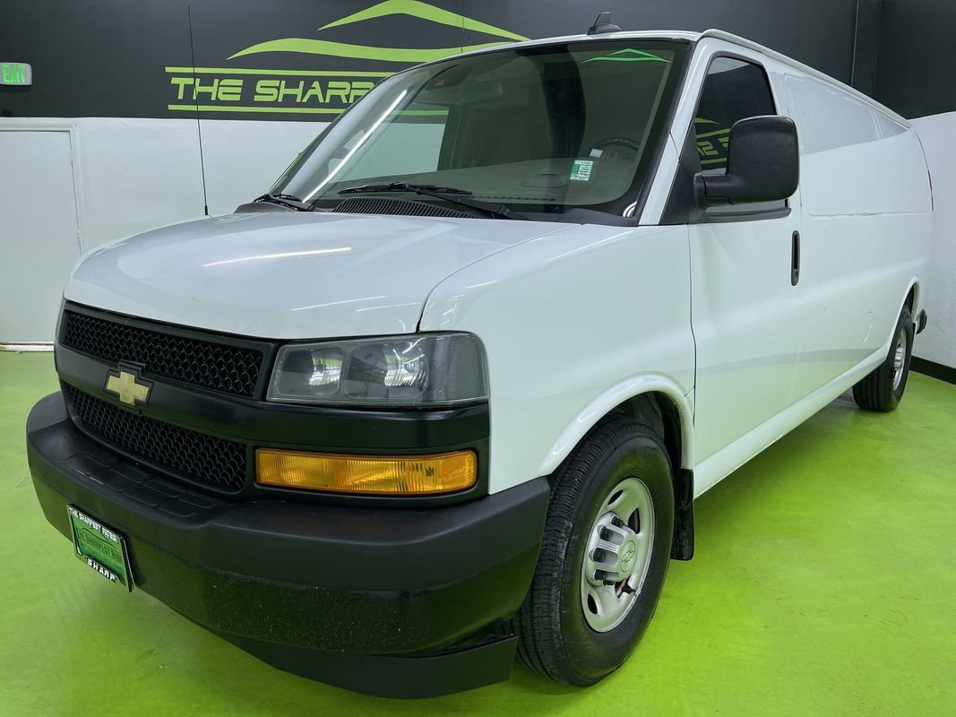 Used 2019 Chevrolet Express 3500 Extended w/ Driver Convenience Package image 5