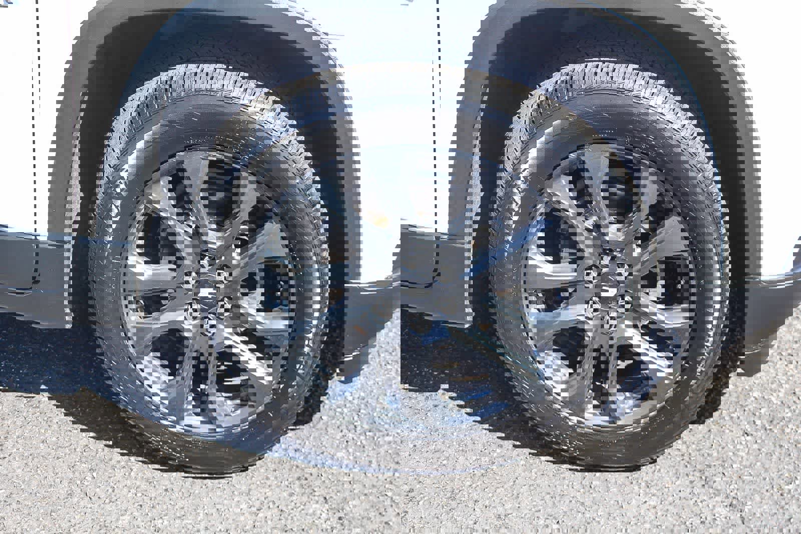 Used 2018 Chevrolet Traverse RS image 14