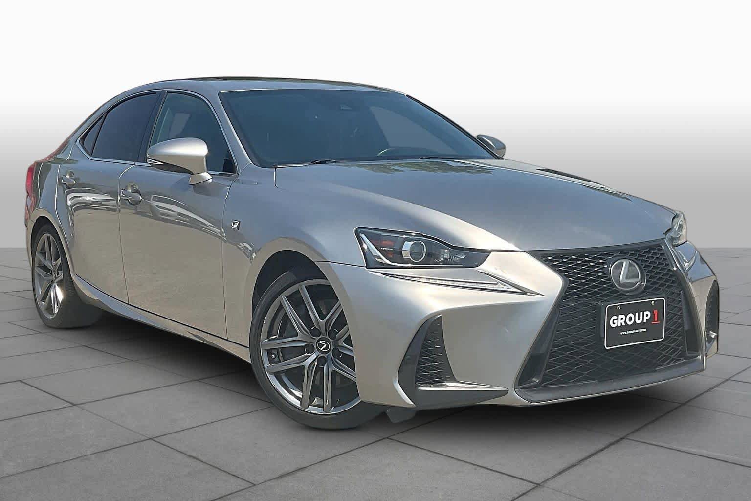 Used 2017 Lexus IS 200t F Sport w/ F Sport Package RWD image 3