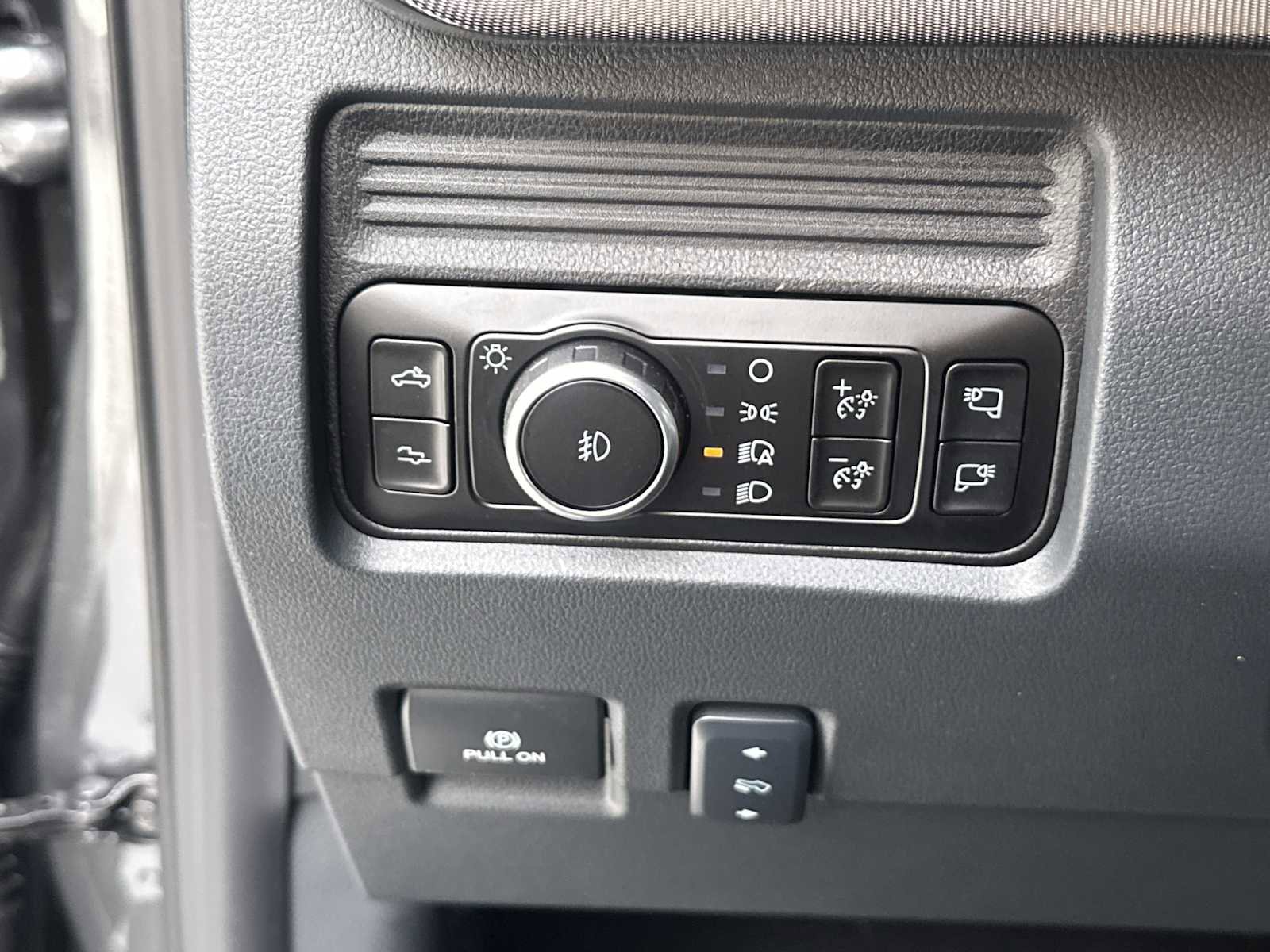 New 2026 Ford F250 Platinum image 31