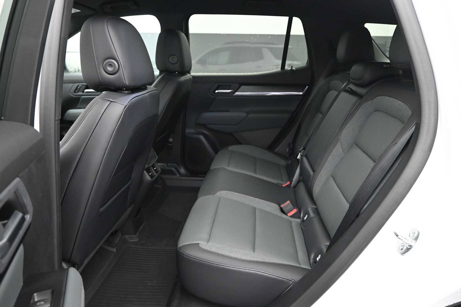 New 2027 GMC Terrain AT4 AWD/4WD image 26