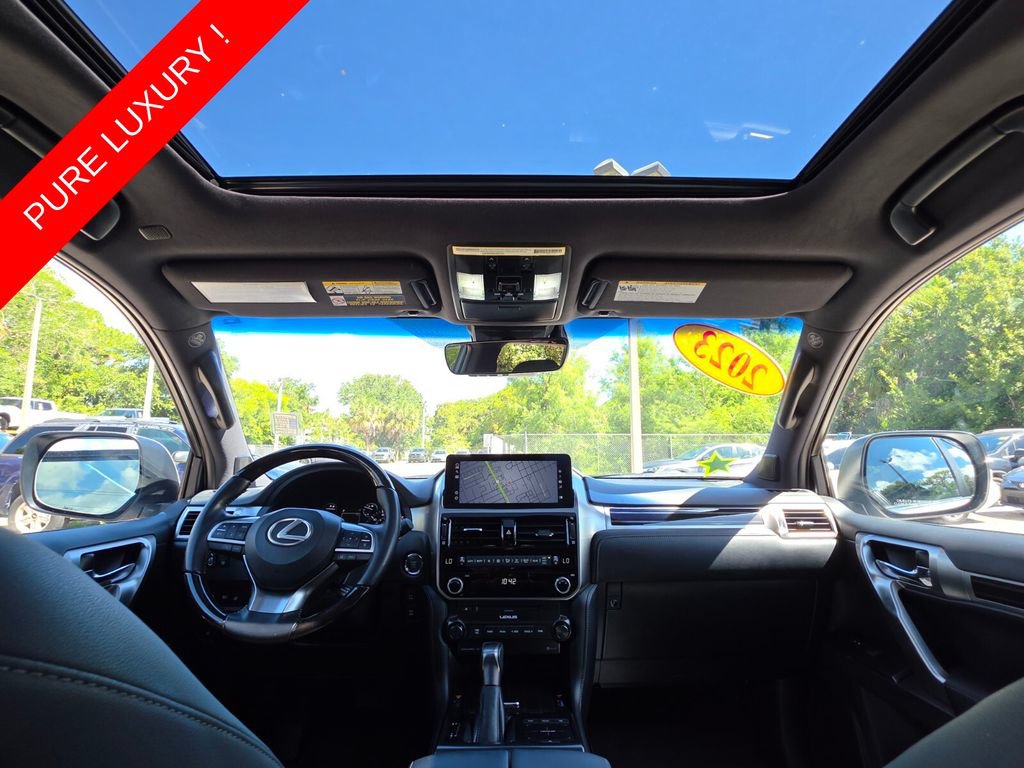Used 2023 Lexus GX 460 Premium w/ Premium Package AWD/4WD image 4