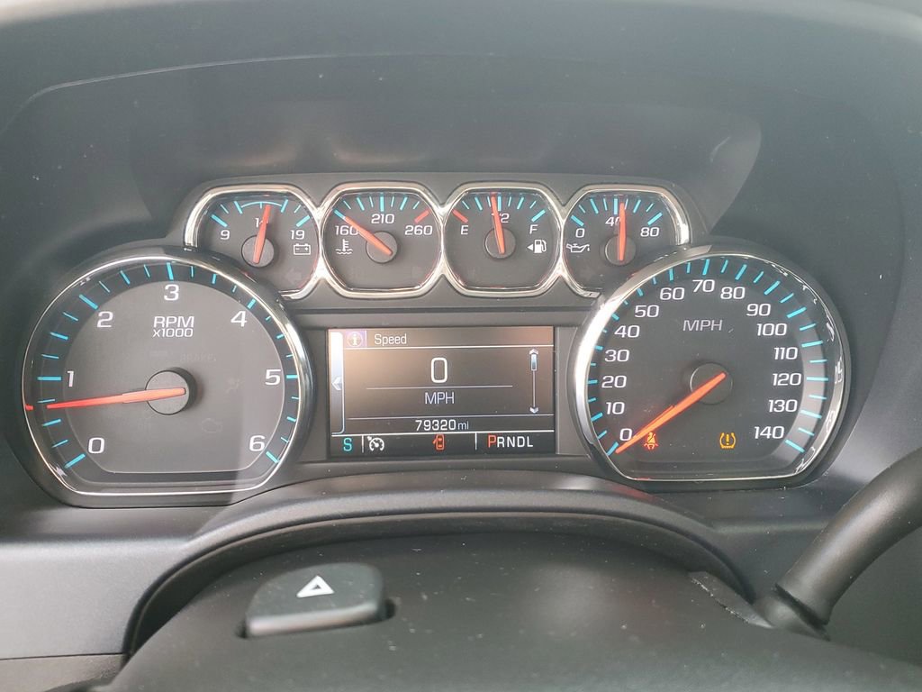 Used 2018 Chevrolet Silverado 1500 LT w/ Texas Edition image 13