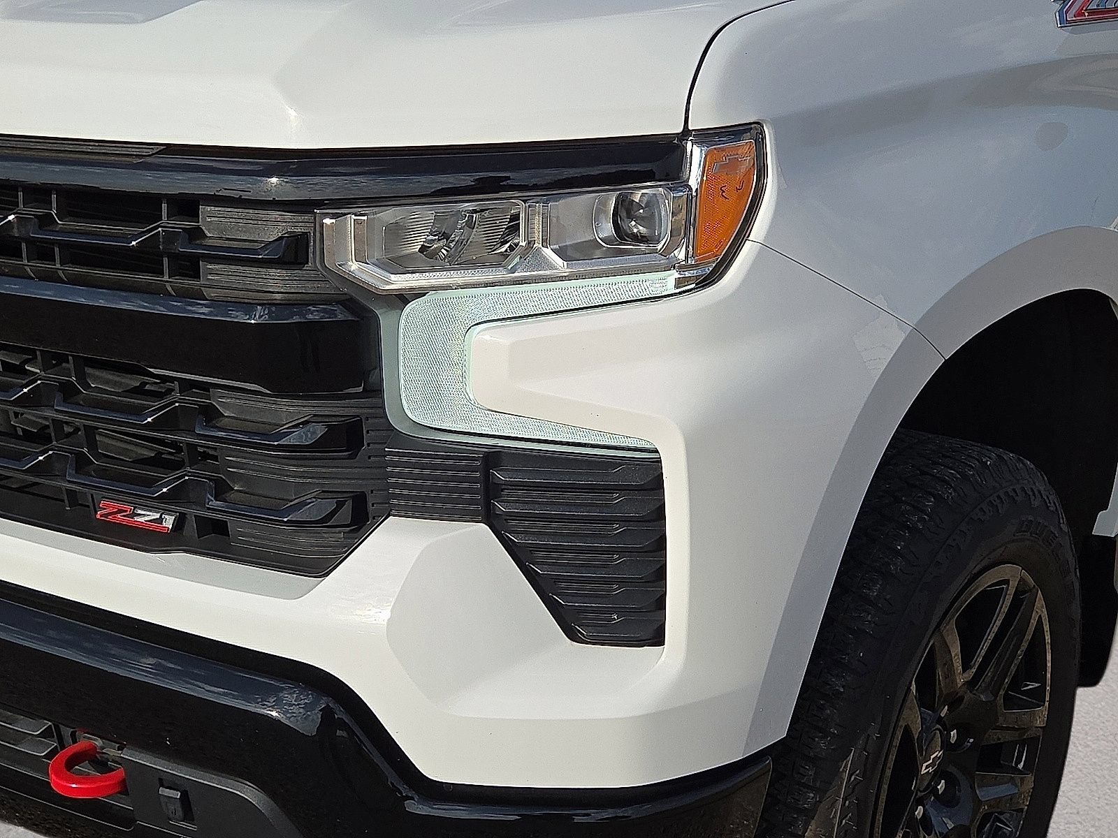Used 2025 Chevrolet Silverado 1500 LT Trail Boss w/ LPO, Dark Essentials Package AWD/4WD image 10