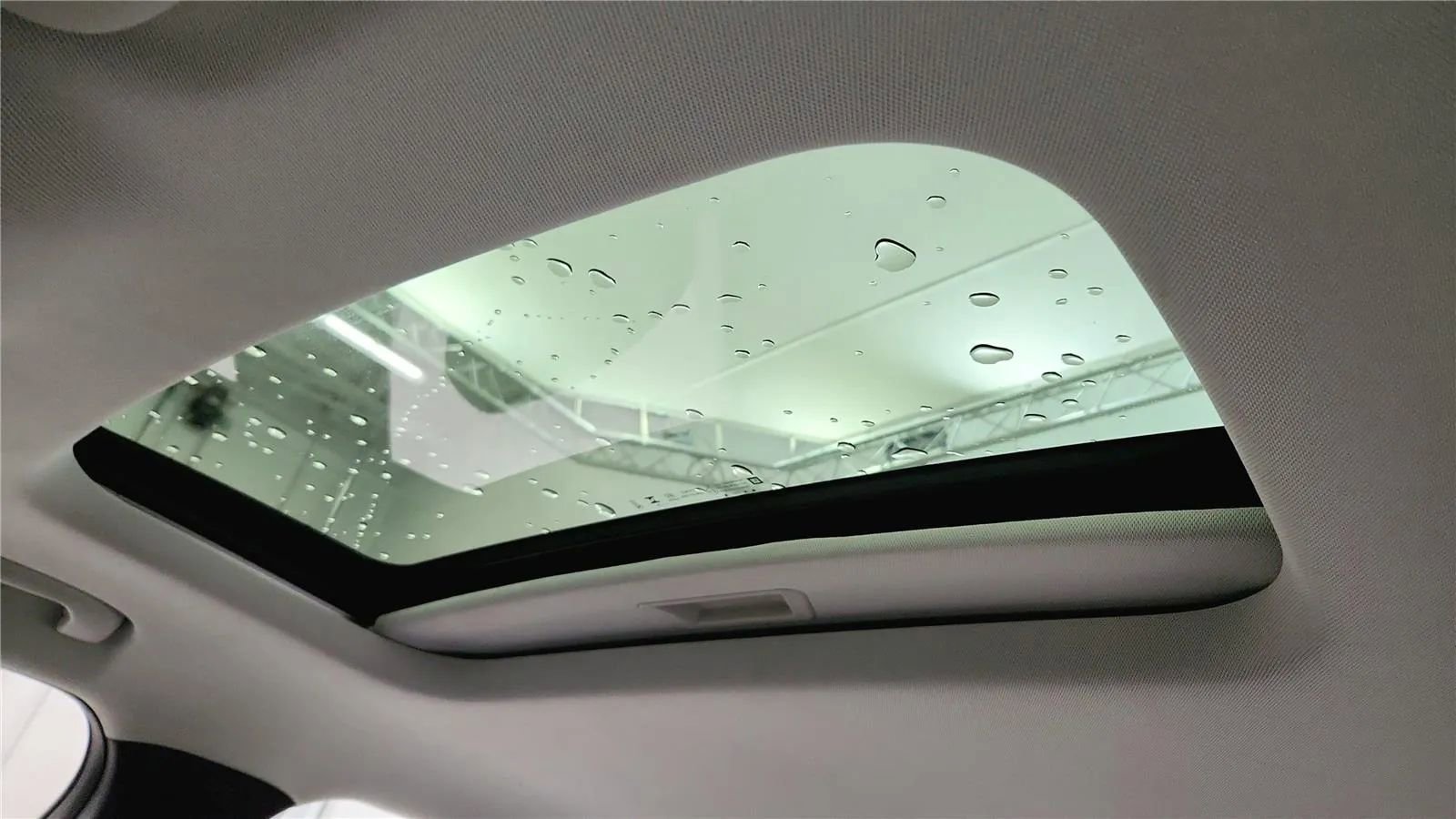 Used 2025 Chevrolet Trax ACTIV w/ Sunroof Package image 25