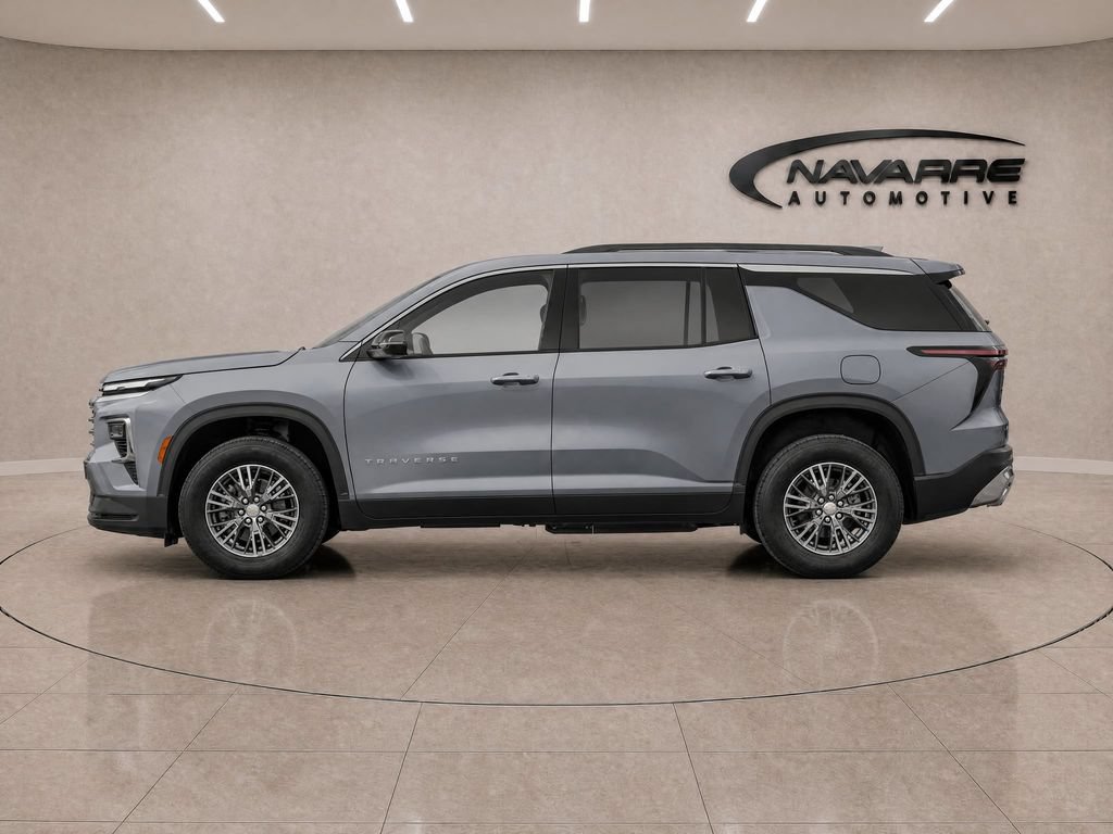Used 2025 Chevrolet Traverse LT AWD/4WD image 4