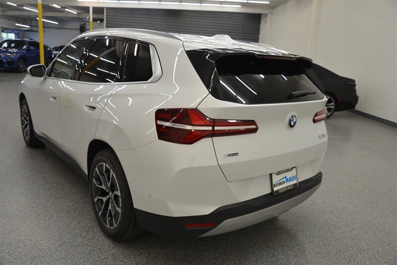 Used 2025 BMW X3 xDrive30i w/ Premium Package AWD/4WD image 13