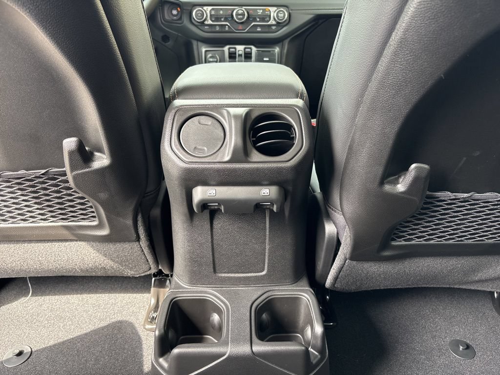 Used 2026 Jeep Gladiator Sport AWD/4WD image 34
