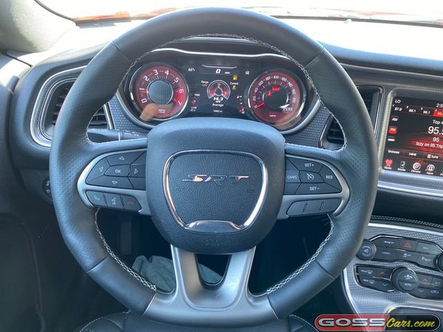 Used 2016 Dodge Challenger SRT Hellcat RWD image 16