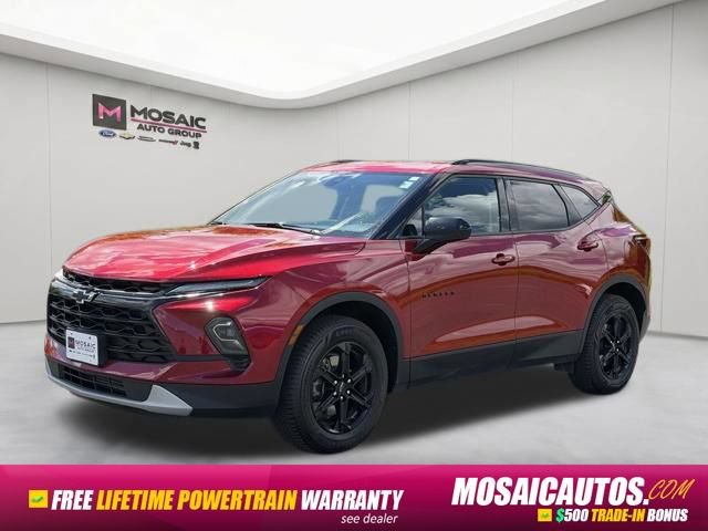 Used 2023 Chevrolet Blazer LT w/ Convenience Package AWD/4WD image 3