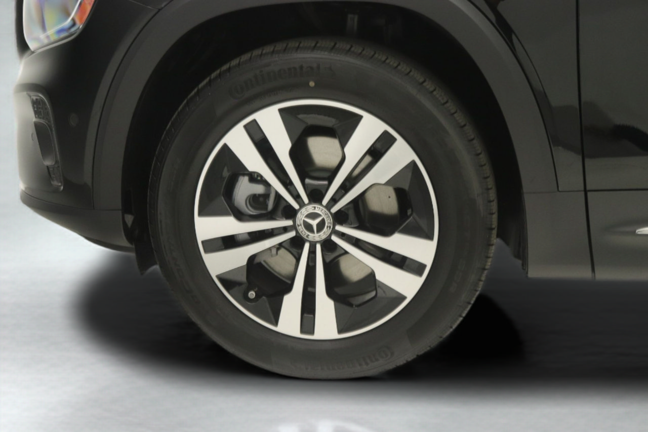 New 2026 Mercedes-Benz GLB 250 image 11