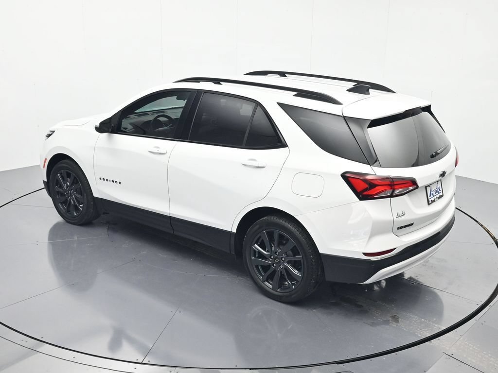Certified 2022 Chevrolet Equinox RS w/ Infotainment Package FWD image 35