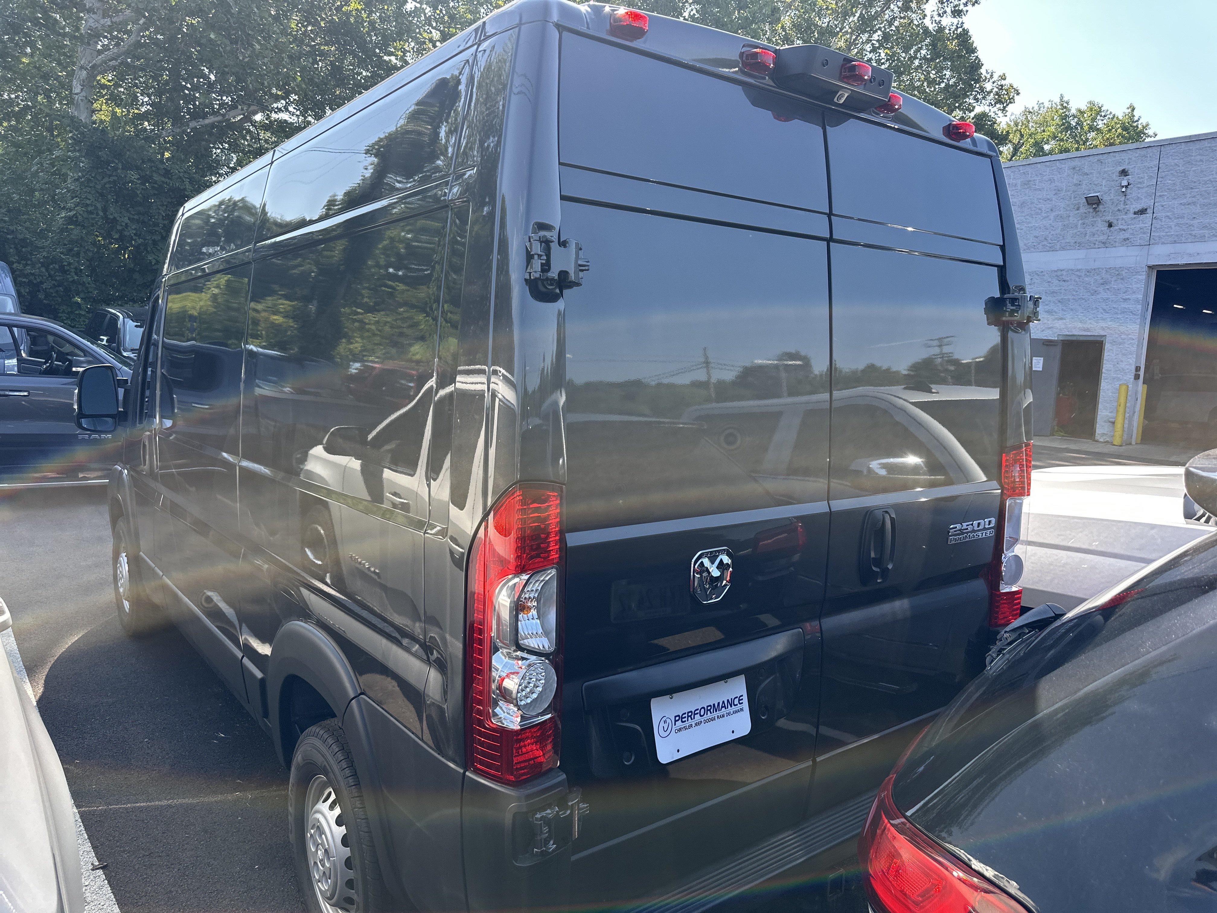 New 2026 RAM ProMaster 2500 w/ Premium Convenience Group FWD image 26