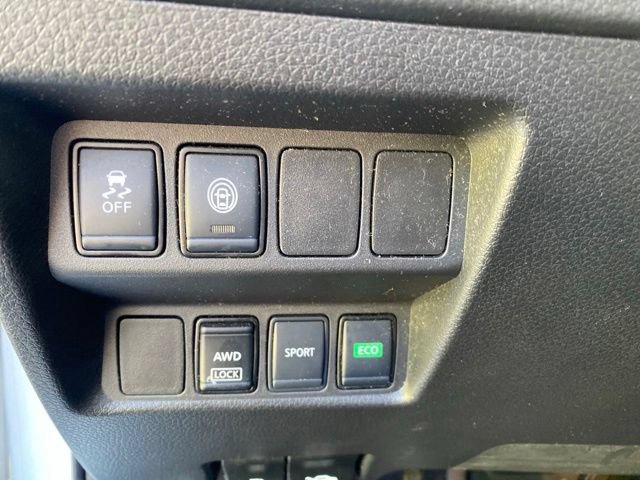 Used 2021 Nissan Rogue Sport S AWD/4WD image 22