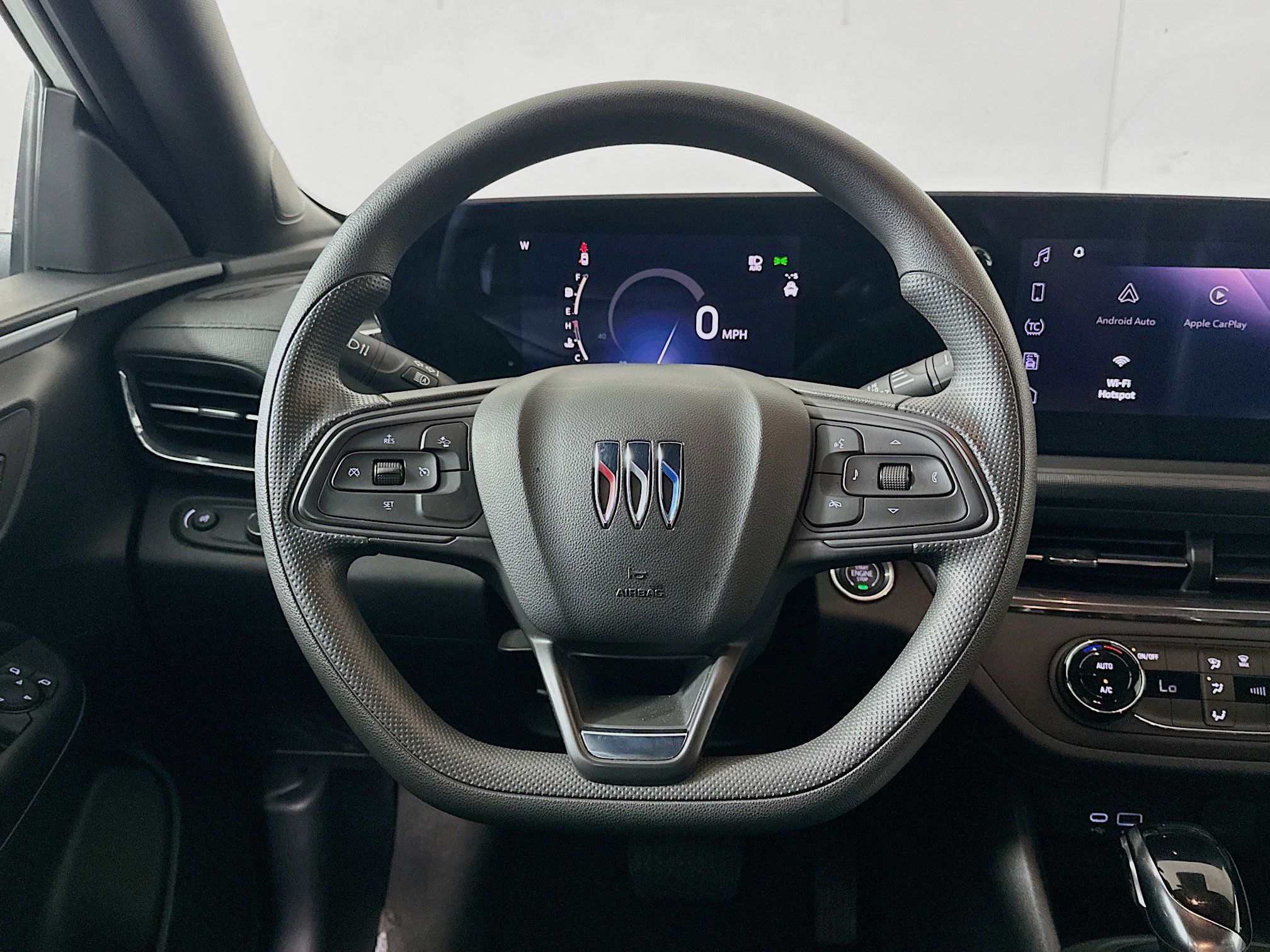 Used 2025 Buick Envista Preferred FWD image 17