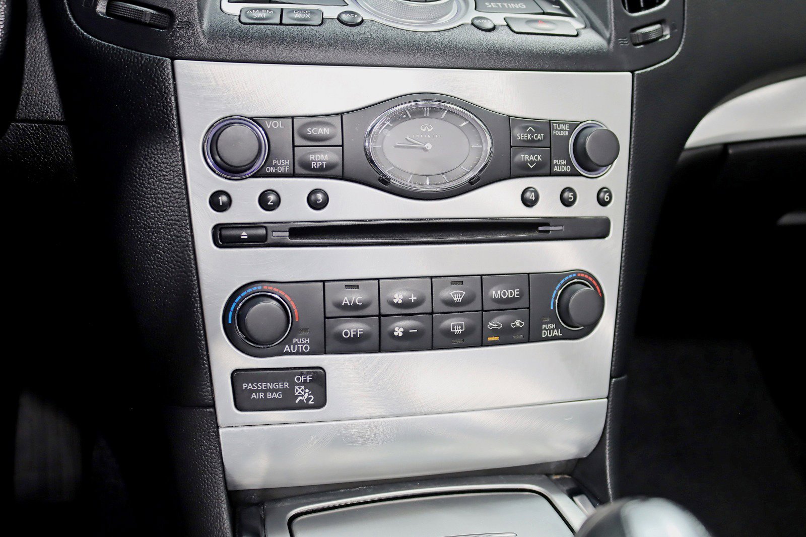 Used 2013 INFINITI G37 Sport w/ Premium Pkg RWD image 23