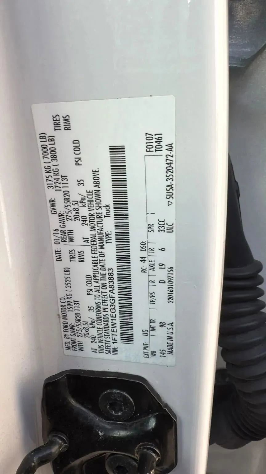 Used 2016 Ford F150 Platinum w/ Equipment Group 701A Luxury image 32