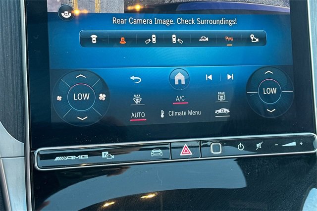 Used 2024 Mercedes-Benz GLC 43 AMG 4MATIC image 26