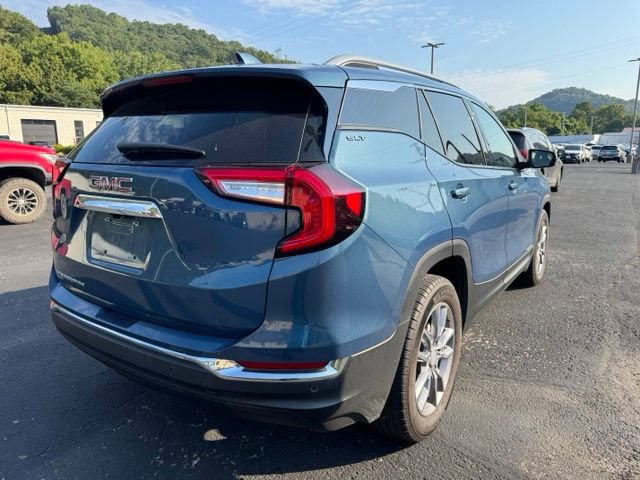Used 2024 GMC Terrain SLT FWD image 7
