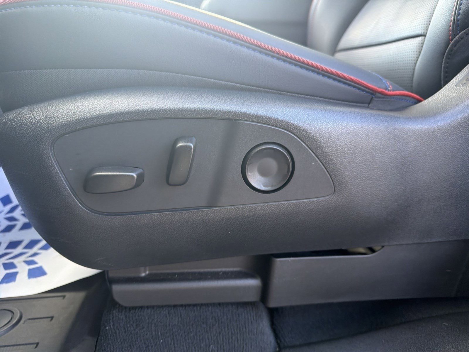 Used 2025 Chevrolet Silverado EV RST image 22